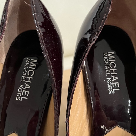 Michael Kors milan patent pump chocolate - Picture 3 of 14